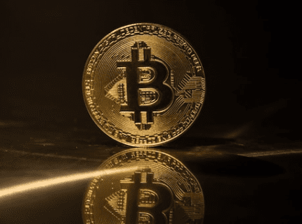 موجودی بیت کوین صرافی ها به پایین ترین حد در سه سال گذشته رسید؛ احساسات مثبت حاکم بر بازار