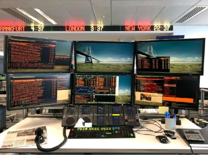 میز معاملاتی (Trading Desk)