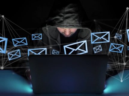 گروه هکری انانیموس بیش از 2 میلیون ایمیل روسی را منتشر کرده است