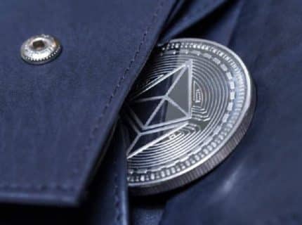 تاثیر خبر شکایت بایننس بر هولدرهای ETH