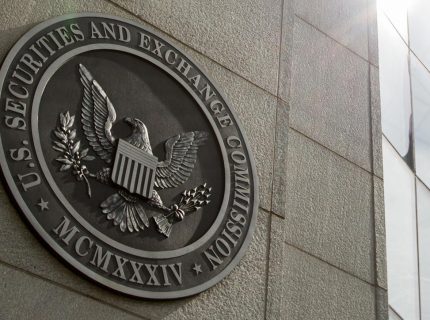 SEC بابت سواستفاده از قدرت خود تحریم شد!