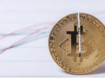 قیمت بیت کوین (BTC) پس از هاوینگ؛ صعودی یا نزولی؟