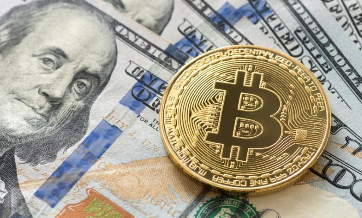 دلار در ضعیفترین حالت ۳ سال گذشته؛ بازگشت بیتکوین به ۱۰۷ هزار دلار