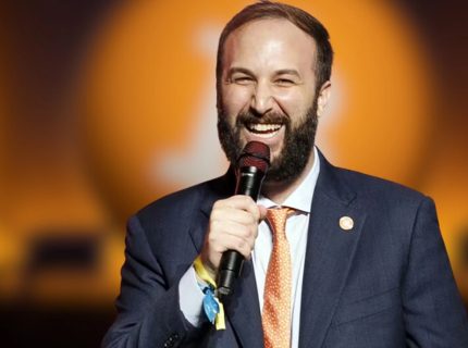 مشاور ترامپ: تا چند سال آینده شاهد بازار نزولی بیت کوین نخواهیم بود