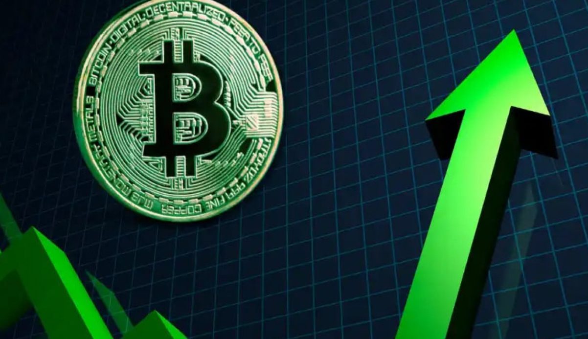 صعود بیت‌کوین به بالای ۱۱۲ هزار دلار؛ افزایش احتمال کاهش نرخ بهره به ۹۸٪