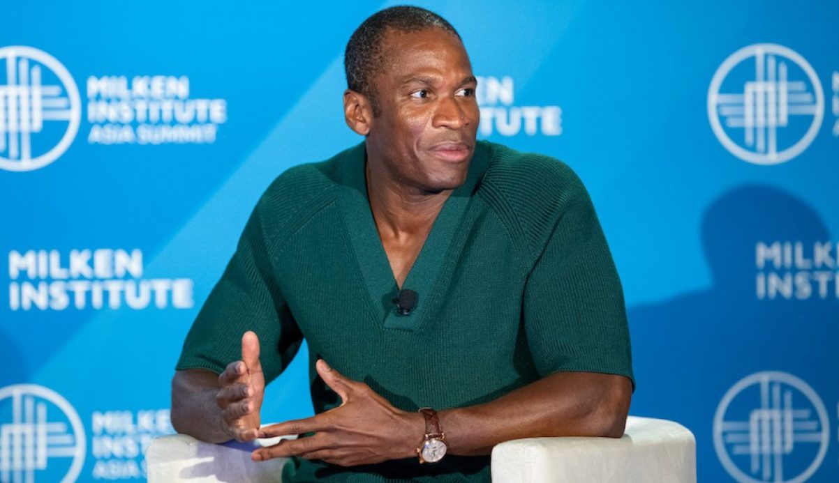 آرتور هیز نسبت به توانگری مالی تتر هشدار داد