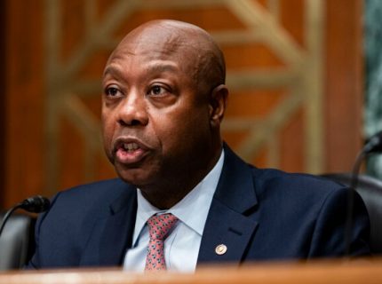 سناتور «تیم اسکات» خواستار رأیگیری درباره لایحه بازار کریپتو در دسامبر شد