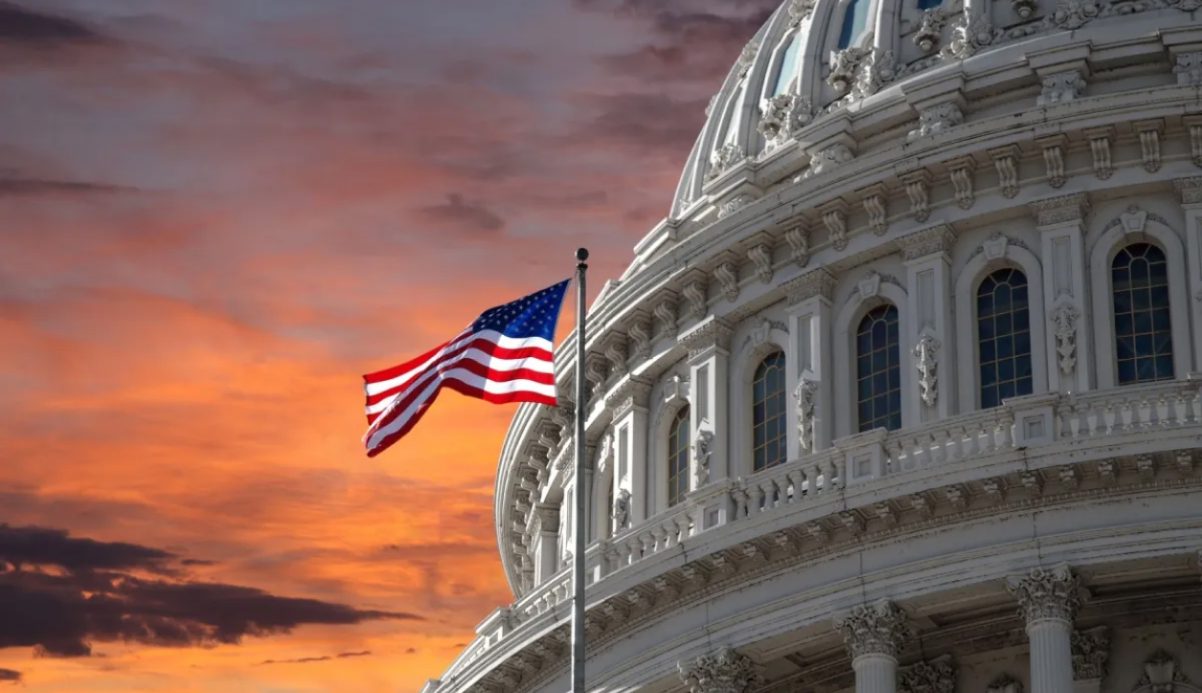 سنای آمریکا برای پایان تعطیلی دولت رأی‌گیری می‌کند؛ لایحه قانون‌گذاری رمزارزها همچنان در بلاتکلیفی