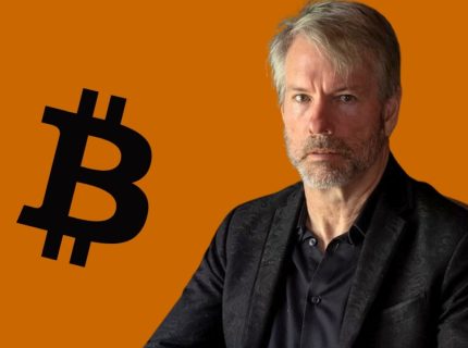 مایکل سیلر گزارشها درباره فروش بیتکوین توسط Strategy را رد کرد