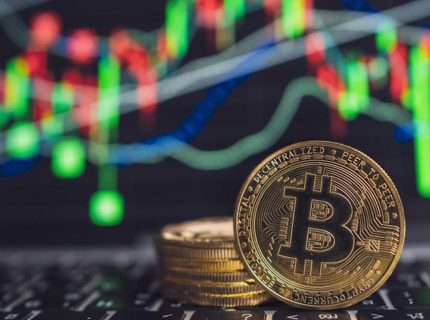 دوگانگی بیت‌کوین بین سقوط تا ۷۰ هزار دلار و رشد قیمت در چند روز آینده