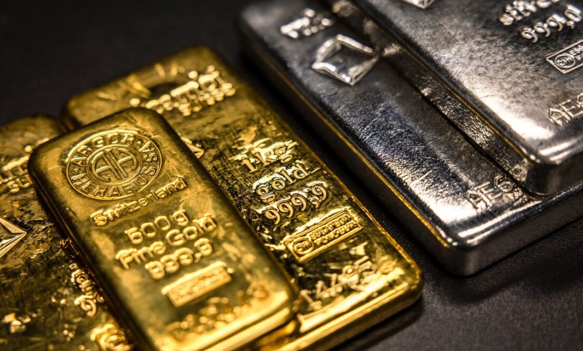 رکوردشکنی طلا با عبور از ۵ هزار دلار؛ واگرایی عمیق‌تر با بیت‌کوین