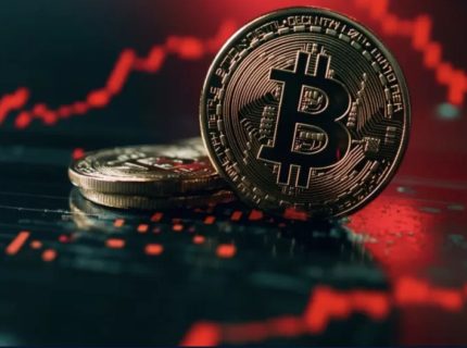 رشد دوباره بیت‌کوین تا ۷۱٬۵۰۰ دلار؛ احتیاط در بازار مشتقات