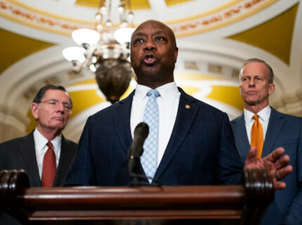 سناتور ارشد آمریکایی از احتمال پیشرفت مهم در لایحه کریپتو خبر داد