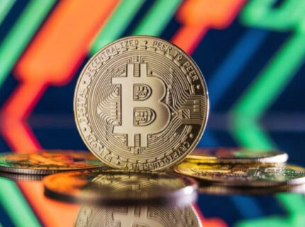 خرید ۱.۶ میلیارد دلار بیت‌کوین توسط Strategy؛ ذخایر این شرکت از ۷۶۱ هزار BTC عبور کرد