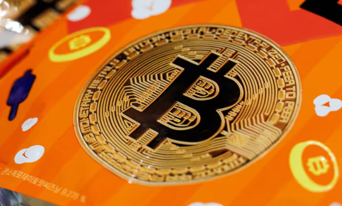 تحلیلگر: عبور بیت‌کوین از ۷۶ هزار دلار می‌تواند آغاز یک روند صعودی جدید باشد