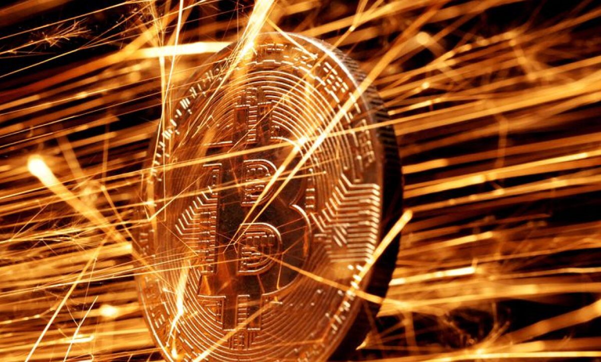 جهش بیت‌کوین به ۷۳ هزار دلار؛ ورود ۳۵۰ میلیون دلار سرمایه به ETFها