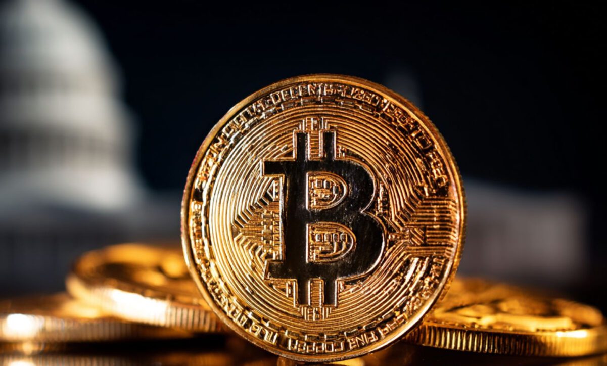 لیکویید ۸۲۰ میلیون دلار از بازار کریپتو همزمان با صعود بیت کوین به ۷۸ هزار دلار