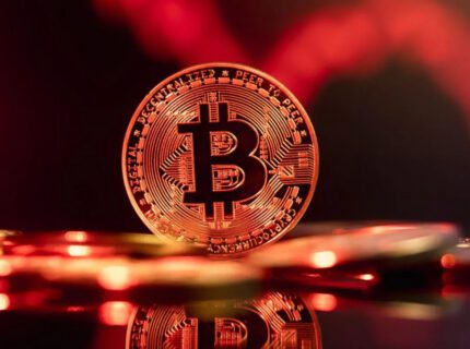 ۵ دلیل ریزش بیت کوین تا ۷۵ هزار دلار؛ افت بیشتری در راه است؟