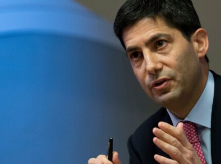تحلیلگر: رئیس جدید فدرال رزرو برخلاف انتظار بازار نرخ بهره را کاهش می‌دهد