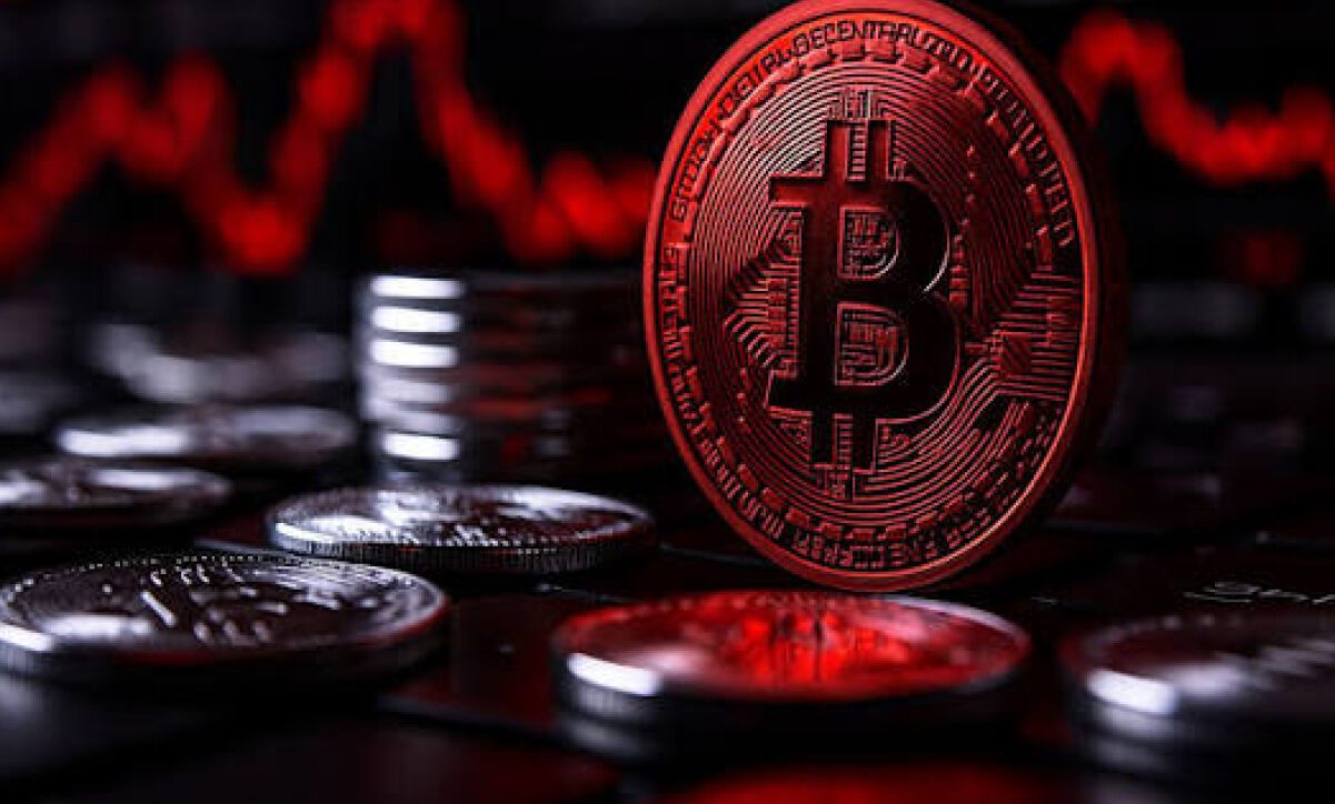 ورود سرمایه به ETFهای بیت کوین پس از ۸ هفته؛ روند بازار در حال تغییر است؟